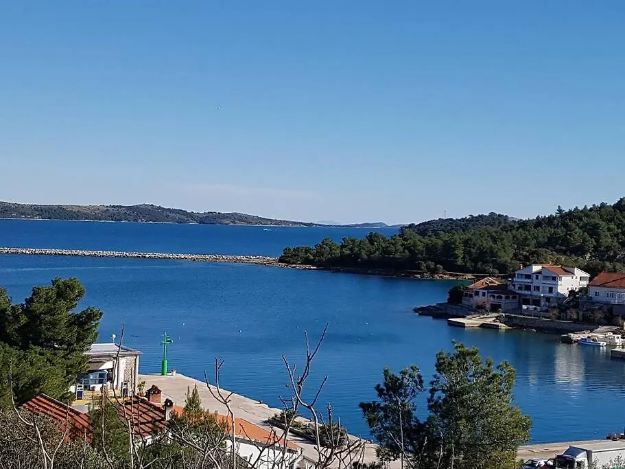 Island Oasis - Apartment With Large Bedroom & Terrace With Amazing Sea View Zaglav