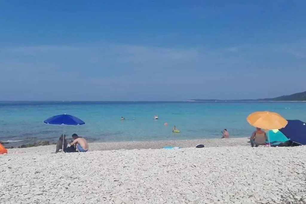 Island Oasis - Apartment With Large Bedroom & Terrace With Amazing Sea View Zaglav